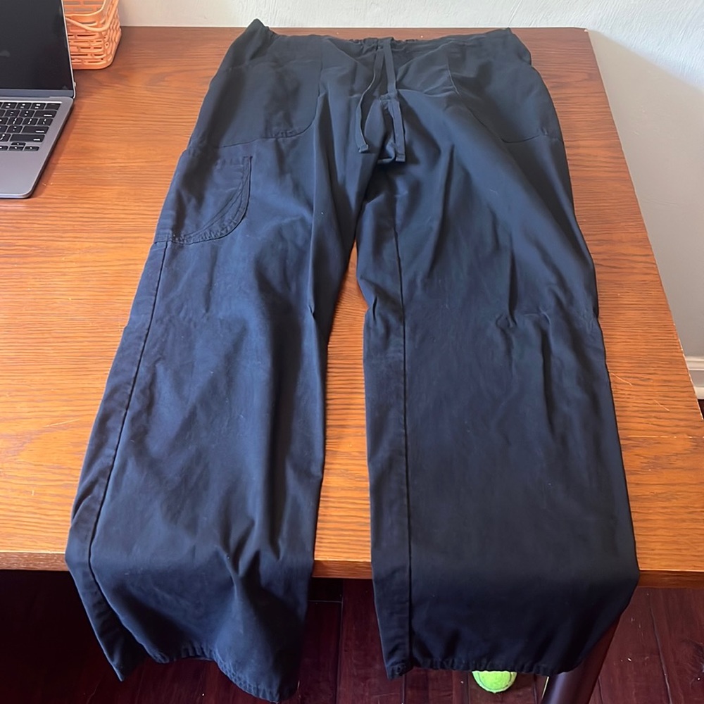 Black scrub pants